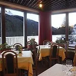 Mirella 4*