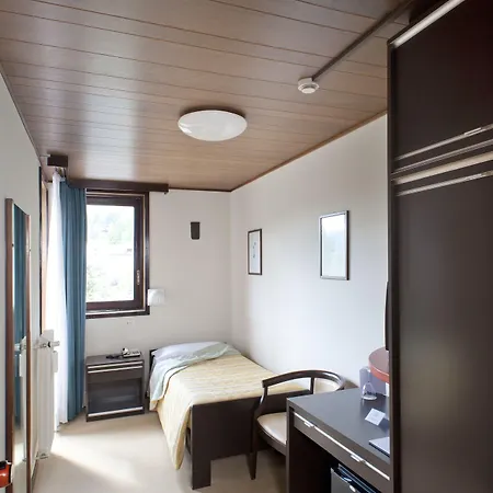 ミレラ ホテル 4*