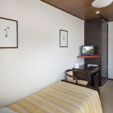 ミレラ ホテル 4*