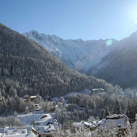 Mirella Hotel 4*