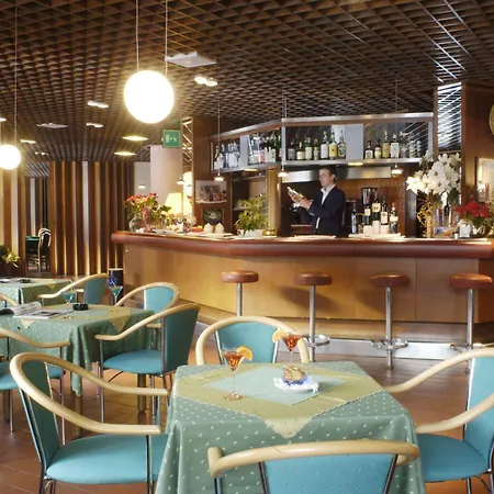 Mirella 4*